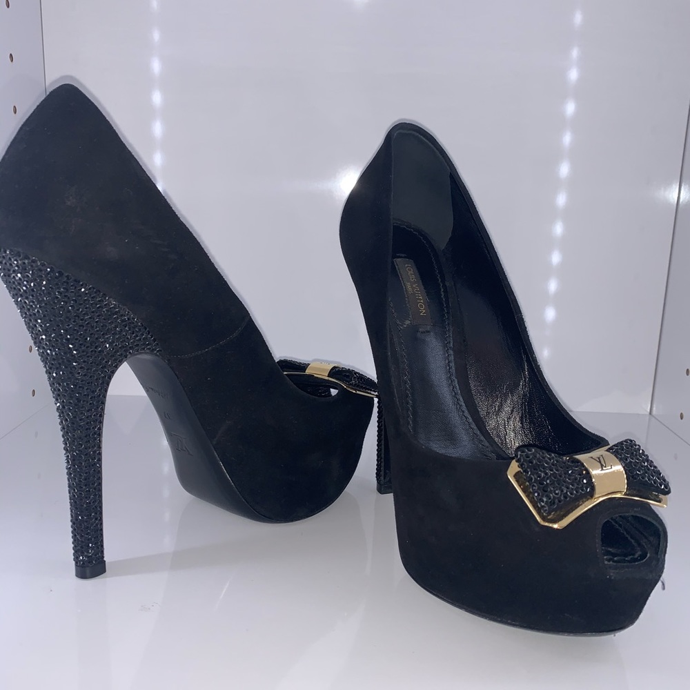 Louis Vuitton Suede Crystal platform heel 37
